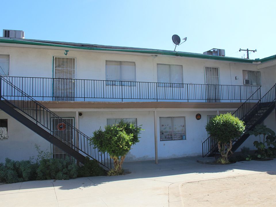 1st image of 2249 W Princeton Ave
