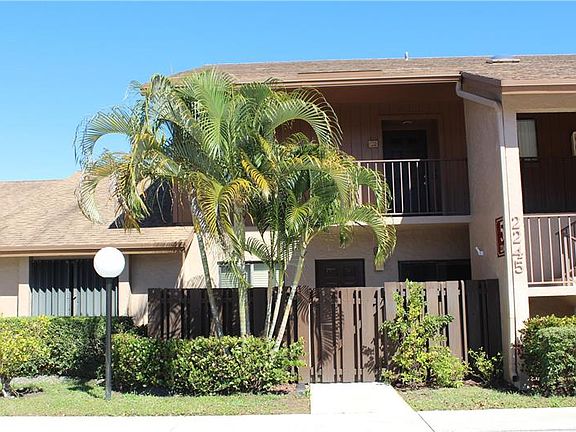 2nd image of 2245 SW 22nd Ave #1020