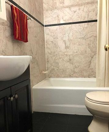 3rd image of 18-27 125th St