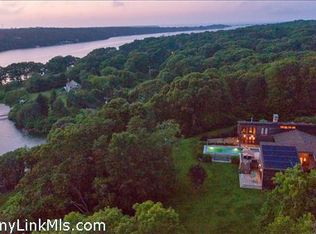 400 Barnes Rd, Oak Bluffs, MA 02568