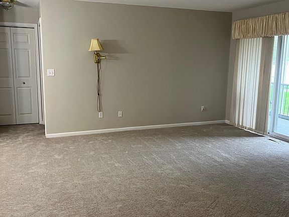5th image of 772 Hidden Oak Trl Unit 1-B