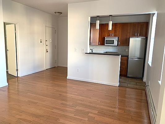 1st image of 10-50 44th Dr #3