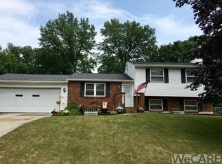 1441 W Shore Dr, Lima, OH