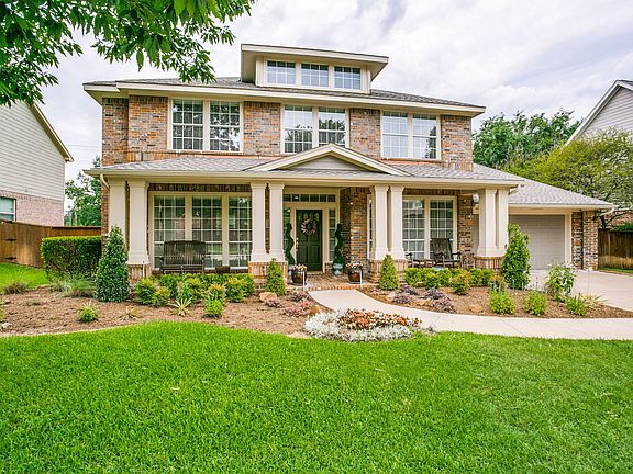 3rd image of 2613 Brookwood Dr