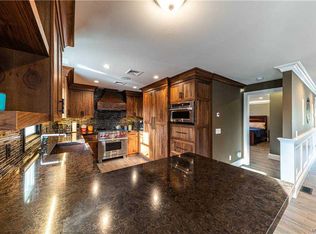 104 Robinson Ave, Medford, NY 11763