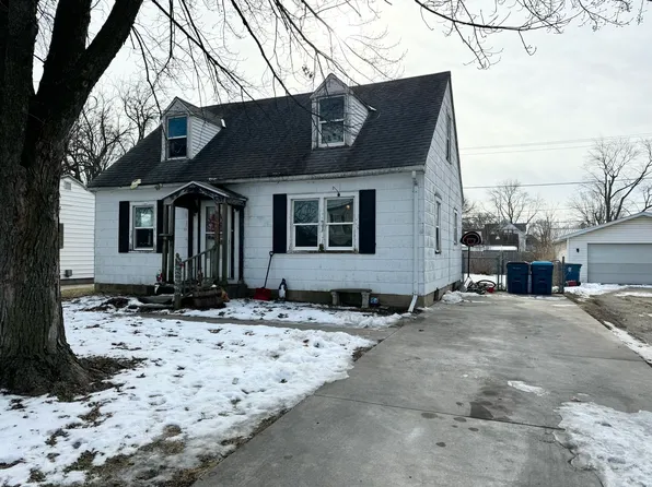 840 W Madison St, Pontiac, IL 61764