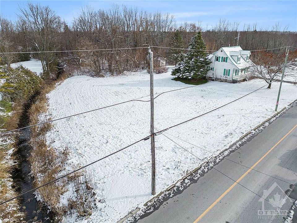 2nd image of 48 Main St