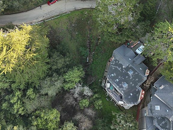 4th image of 6059 Girvin Dr