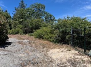 478 Oakdale Dr, Cedar Glen, CA 92352