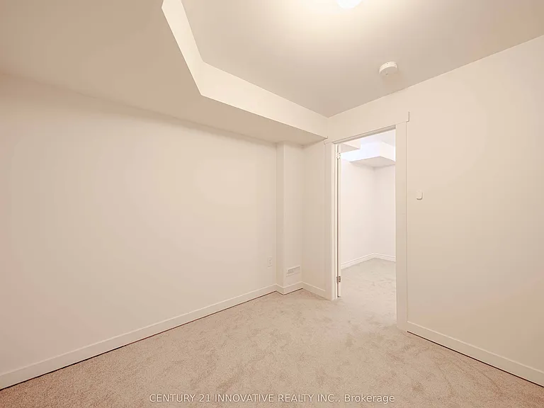 2057 Horace Duncan Cres #BASEMENT — Photo 20