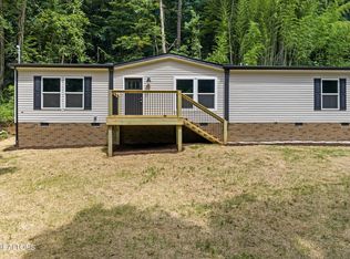 1153 Army St, Knoxville, TN 37920