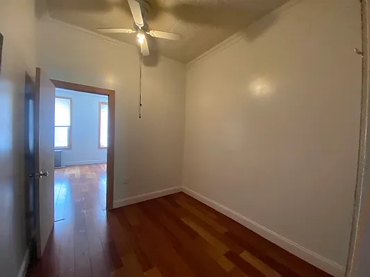 Rented by Parlor Real Estate Corp | media 25