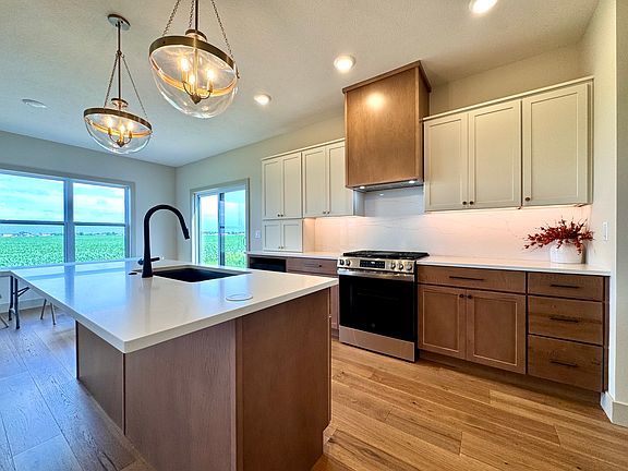 5th image of 3635 Cabernet Ct