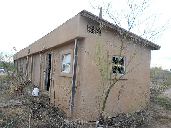 4th image of 17510 W Quemado Ln