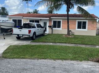 2705 Coolidge St, Hollywood, FL 33020