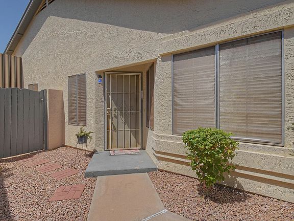 2nd image of 3045 E Siesta Ln