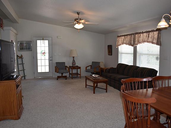 5th image of 228 Sunrise Bluffs Dr