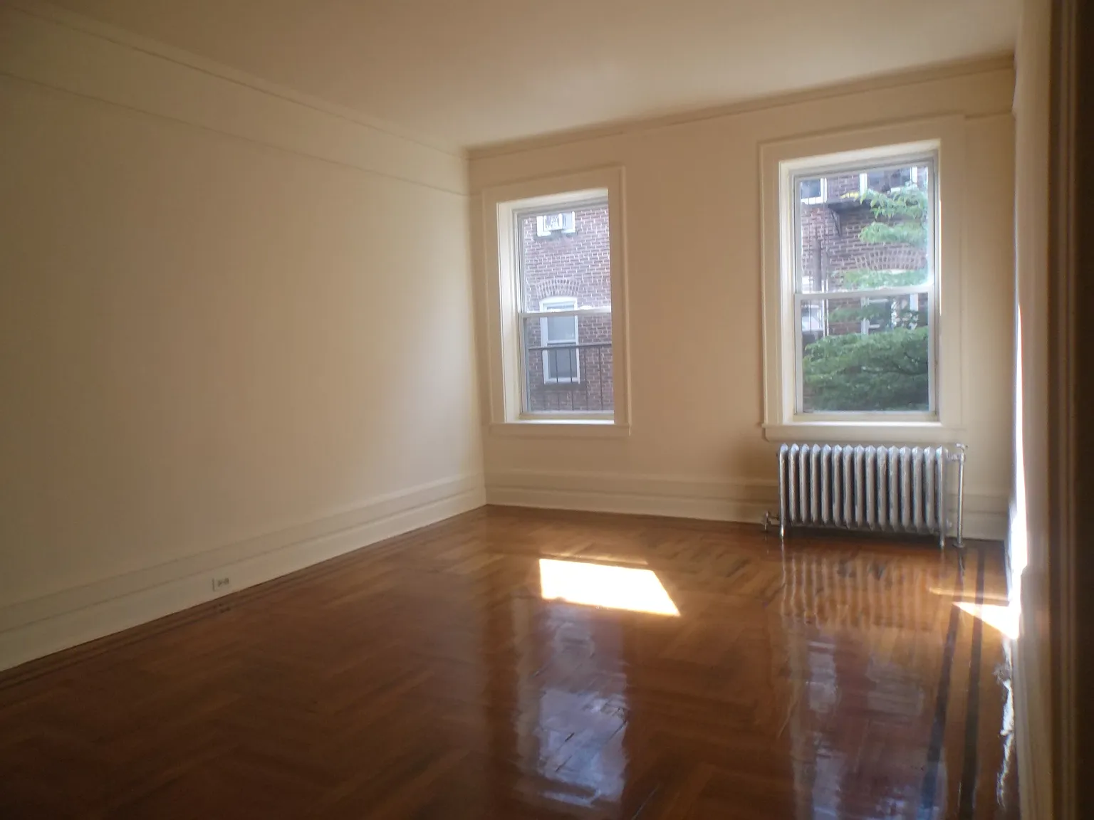 730-734 Park Avenue — Photo 3
