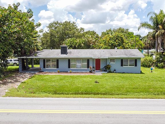 3rd image of 5311 SE Oleander Avenue