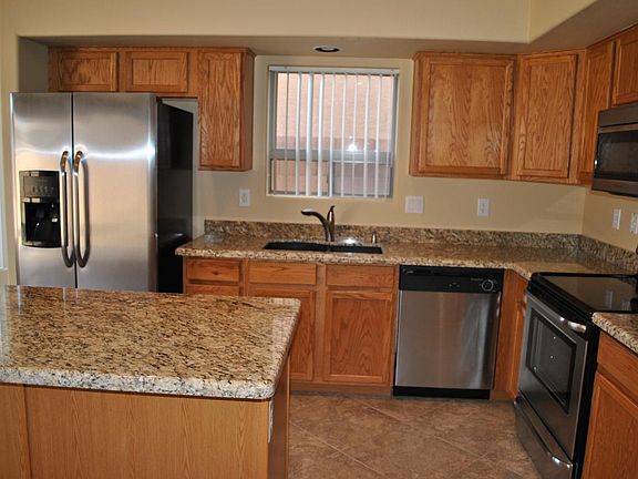 Kitchen with All SS Appliances