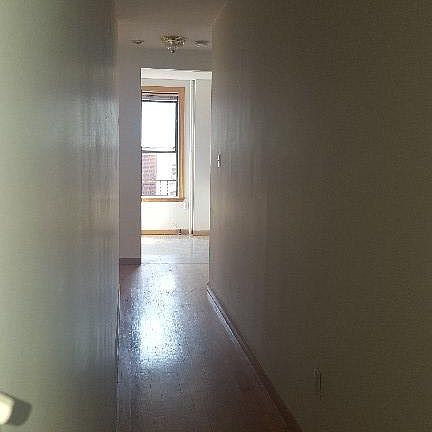 5th image of 85 Kenmare St APT 36