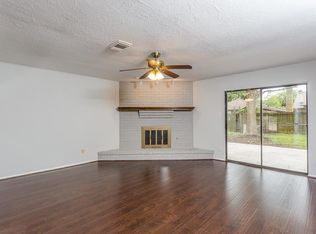 6530 Zapata Dr, Houston, TX 77083