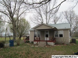 1084 Henderson Rd, Albertville, AL 35950