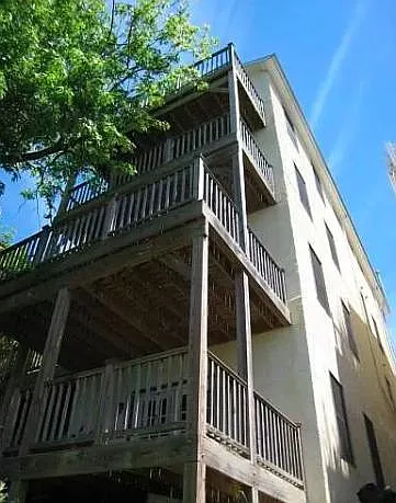4320 Terrace St — Photo 13