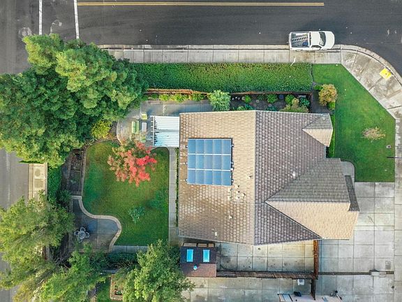 4th image of 5455 N Giovanni Ct