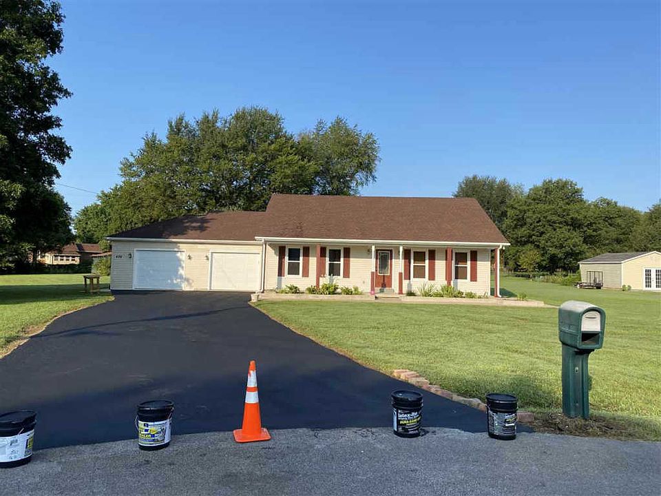 1st image of 439 Faculty Ct