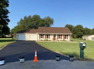 439 Faculty Ct, Bowling Green, KY 42101