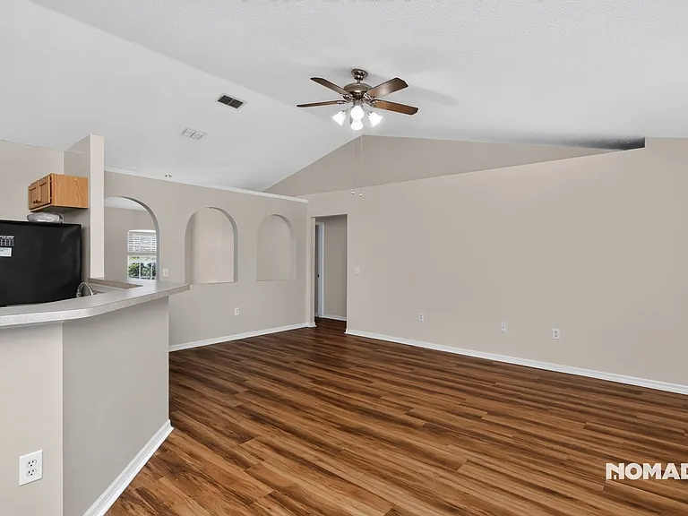 14169 Spring Hill Dr — Photo 13