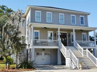 88 Petigru Dr, Beaufort, SC 29902