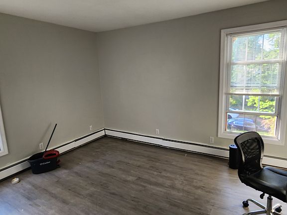 2nd flr newly renovated large room - 3