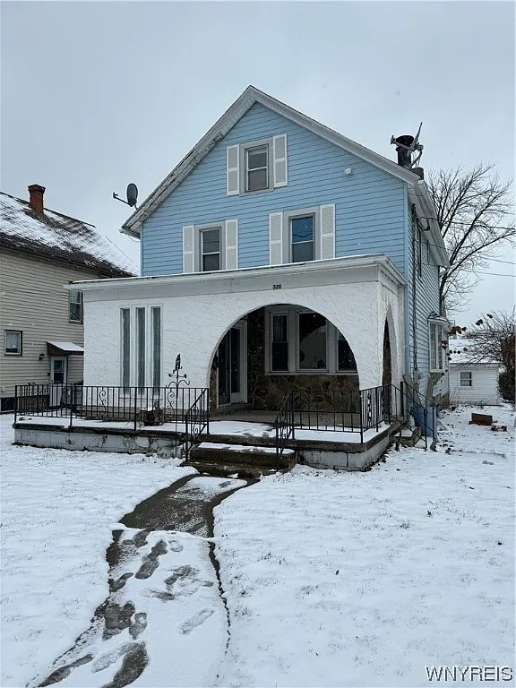 326 Central Ave photo 1