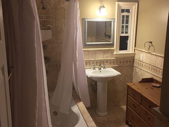 4th image of 4268 Holly Knoll Dr