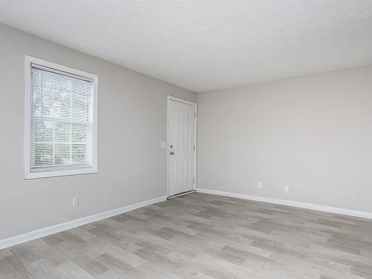Avondale Townhomes — Photo 35