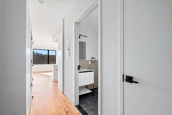 Rented by Living New York | media 19