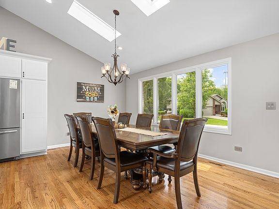 4th image of 3304 Irondale Ct