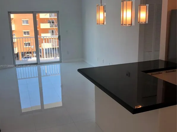 3755 NE 167th St APT 37, North Miami Beach, FL 33160