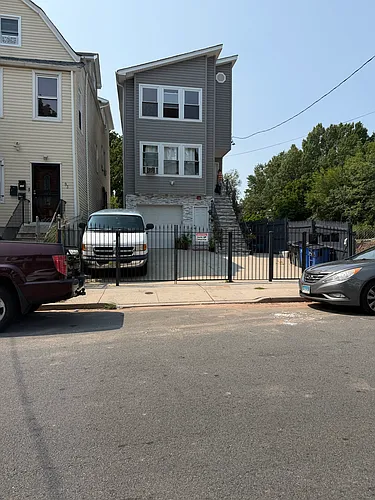 95 Ellis Ave #2 Photo 1