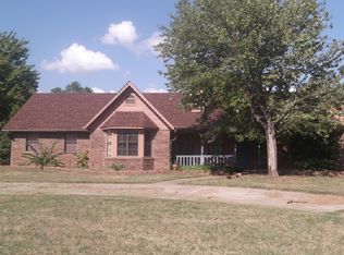 206 Mountain View Rd, Poteau, OK 74953