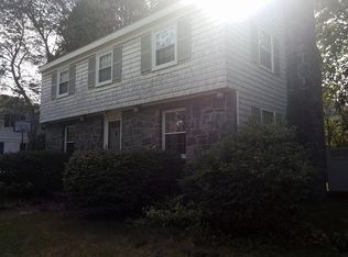 1 Birchwood Rd, Cape Elizabeth, ME 04107