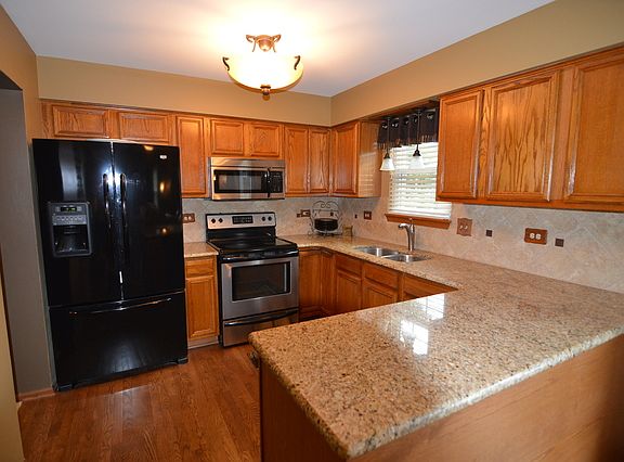 2nd image of 2314 Candlewood Ct