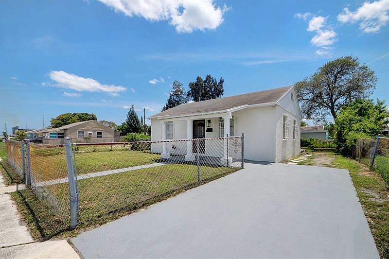 579 W 4th St, Riviera Beach, FL 33404 Zillow
