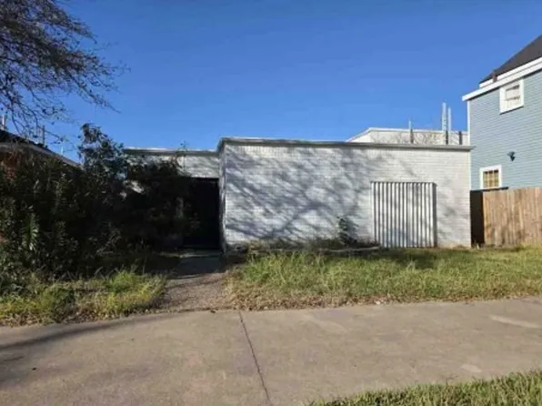 2106 Avenue L, Galveston, TX 77550