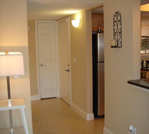 3rd image of 863 Shoreline Cir #863