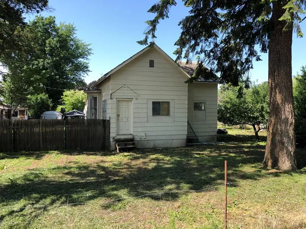 122 E Richmond Ave, Dayton, WA 99328