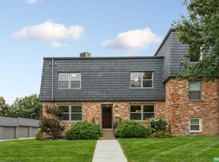 12740 Deauville Dr #3-327, Omaha, NE 68137