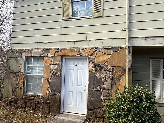 2nd image of 9133A Cedarpark Ln NW
